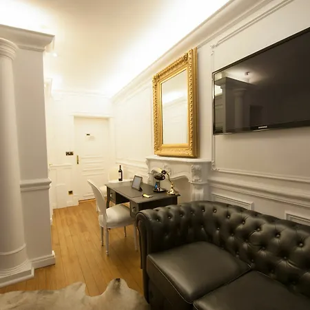 Appartement The Thonet House - A Luxury Historic Collection *